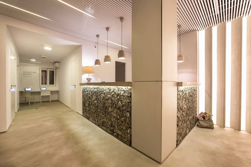 Relux Ios Hotel 2