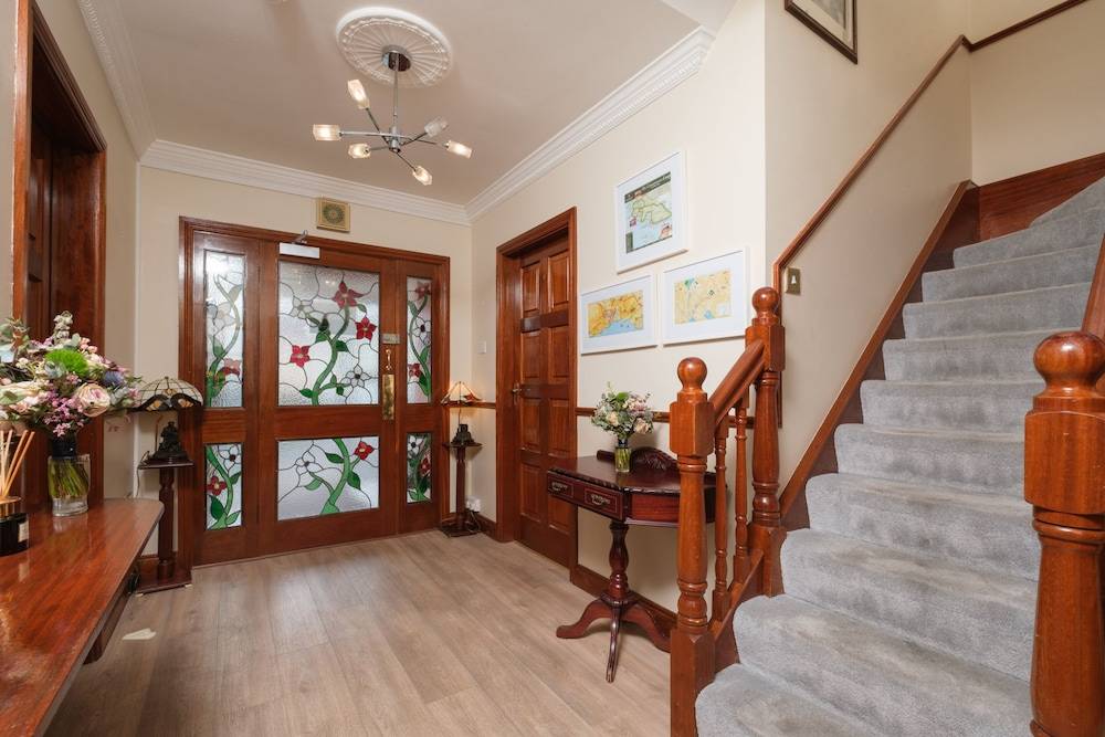 Four Seasons B&B 2