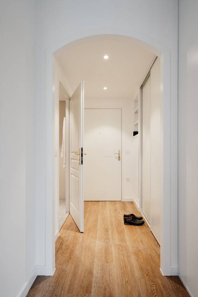 Edgar Suites Châtillon 1