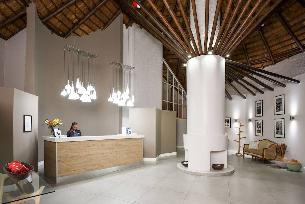 Protea Hotel by Marriott Oudtshoorn Riempie Estate 2