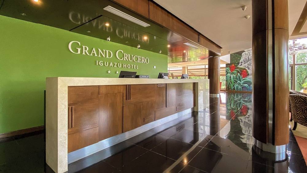 Grand Crucero Hotel 2