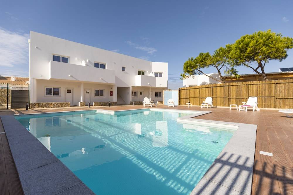 Sagres Sun Stay - Surf Camp & Hostel 1