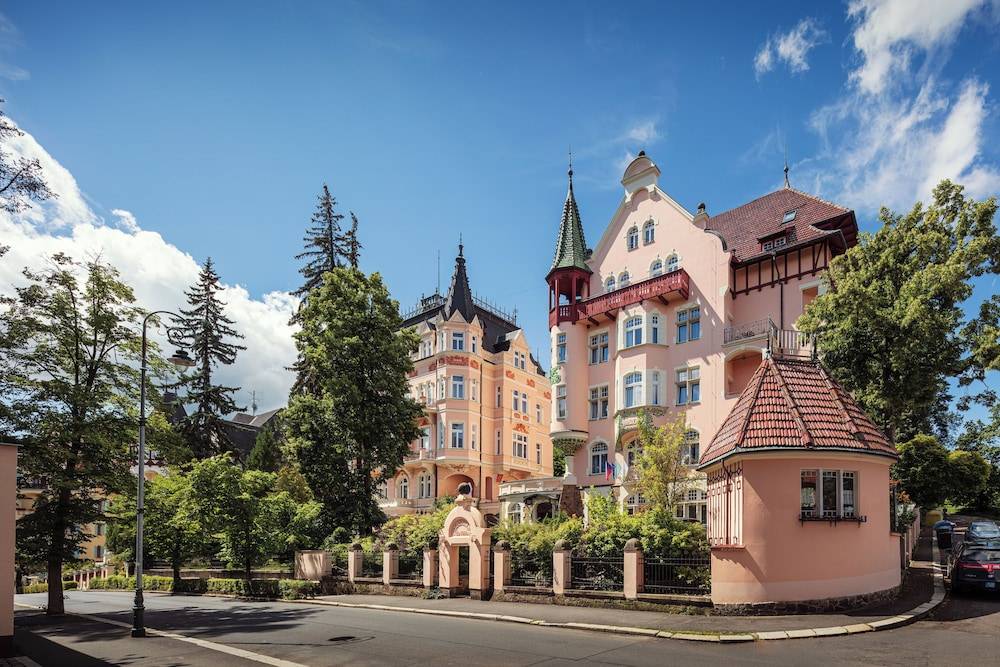 Villa Smetana Spa & Wellness Resort 1