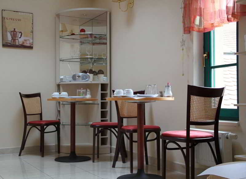 Hotel Maltezský Kříž 1