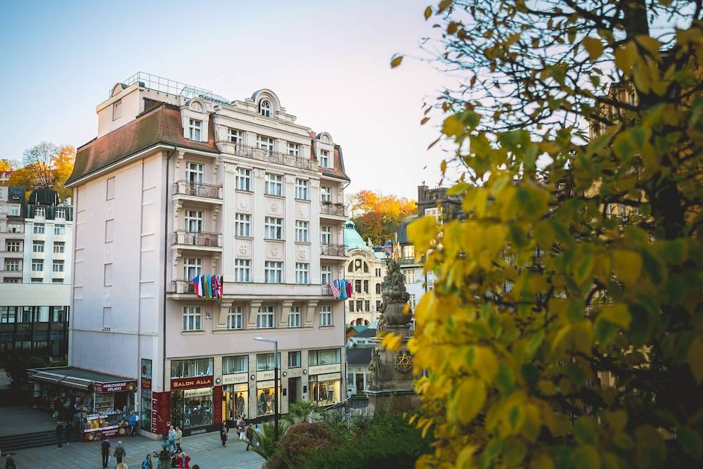 Art Deco WOLKER by ASTORIA Hotel & Medical Spa 1