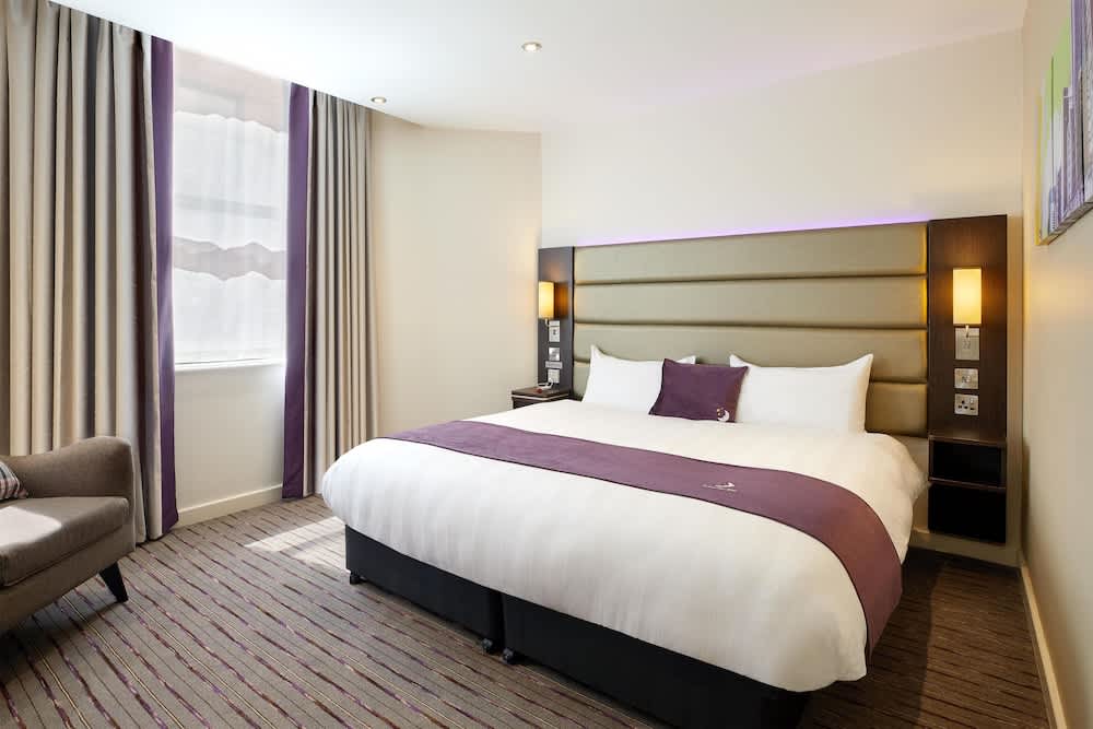 Premier Inn Birkenhead Town Centre 2