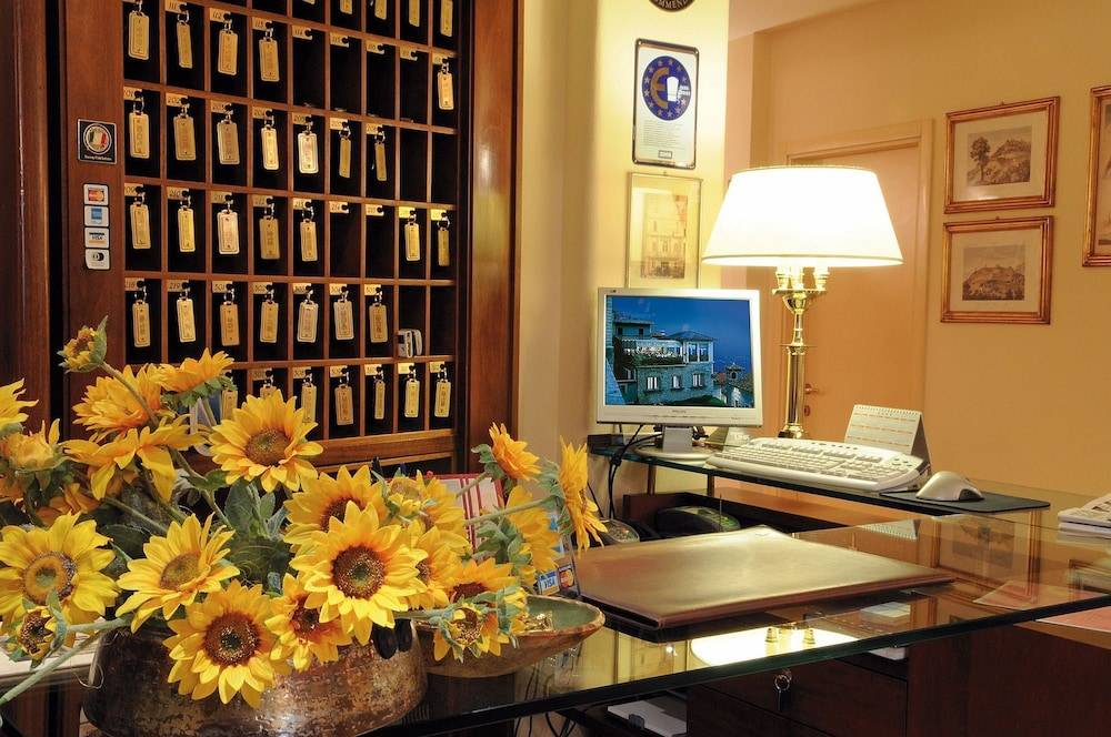 Titano Suites 2