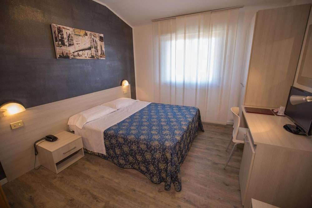 Hotel Rossi 1