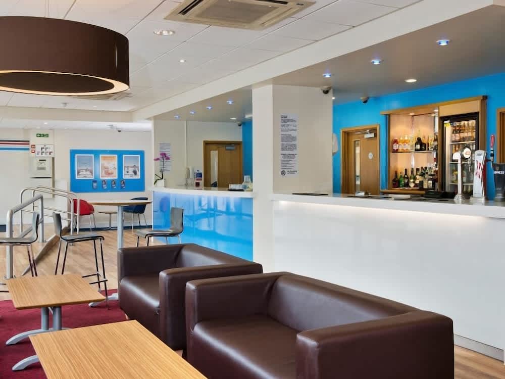 Travelodge Manchester Ancoats Hotel 2