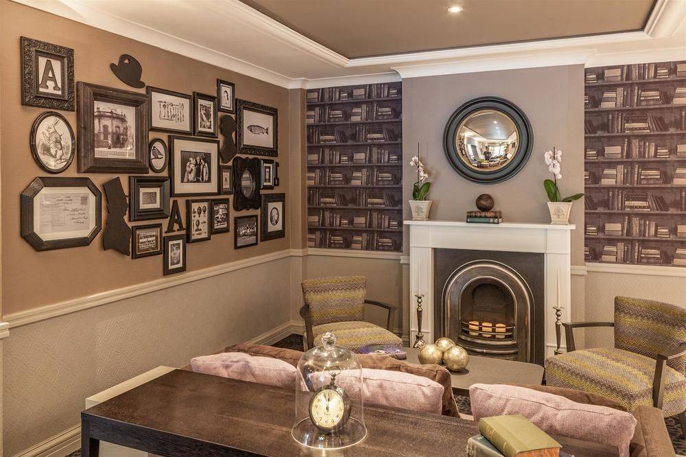 Best Western Manchester Altrincham Cresta Court Hotel 1