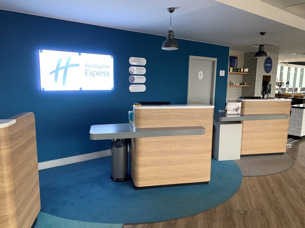Holiday Inn Express MANCHESTER - TRAFFORD CITY by IHG 2