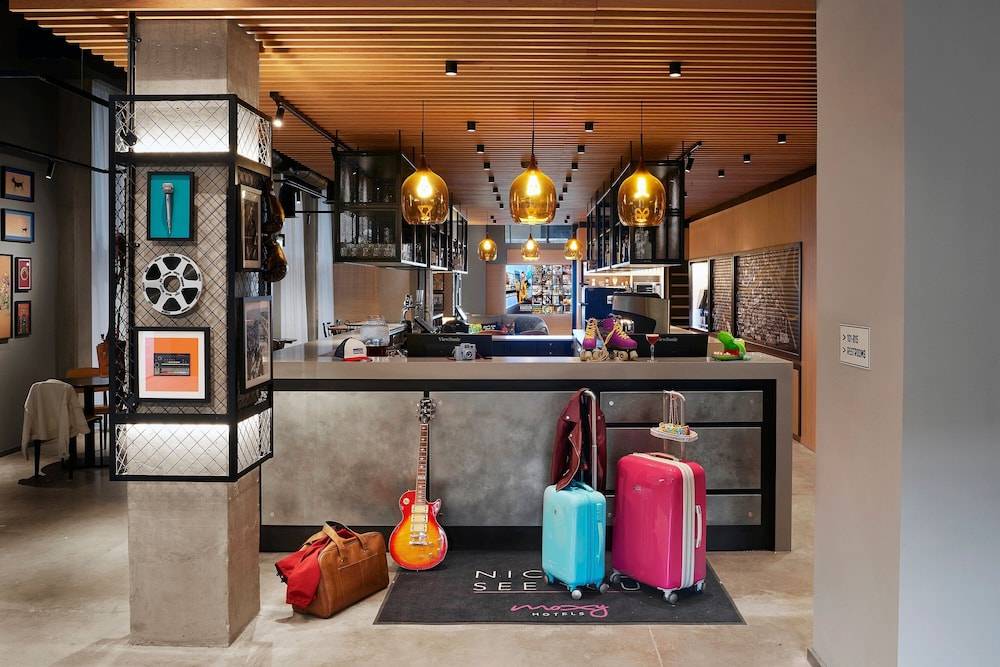 Moxy Manchester City Centre 2