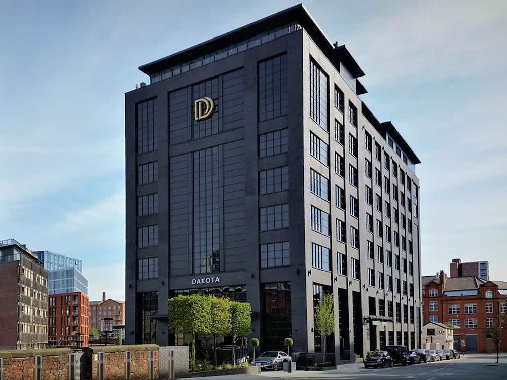 Dakota Manchester 1