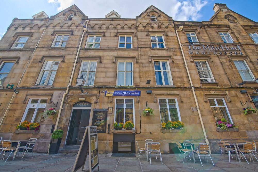 Mitre Hotel Manchester City Centre 1