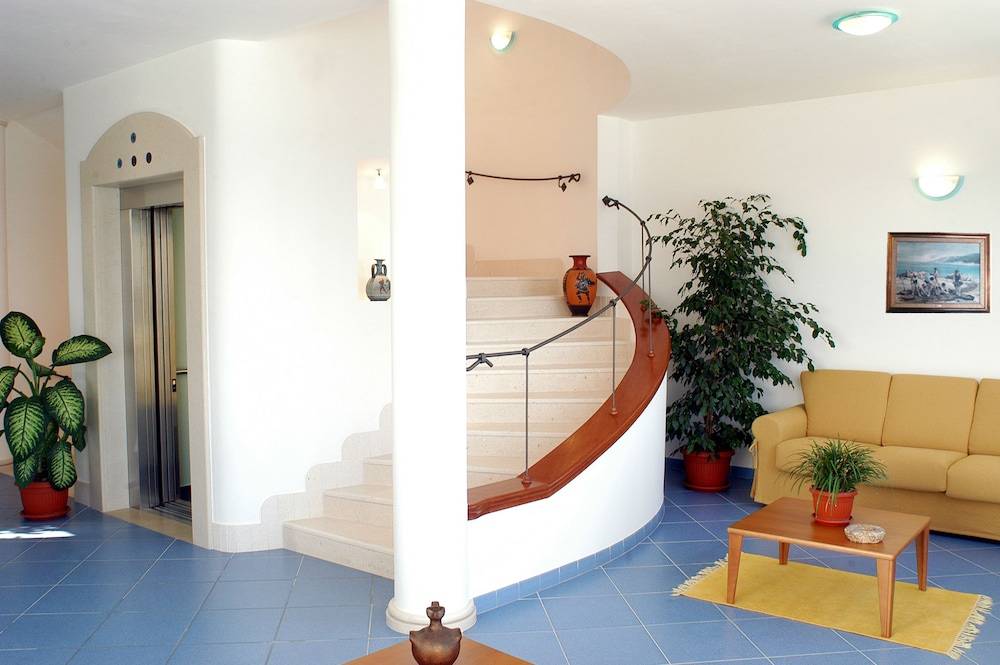 Hotel La Sorgente 2