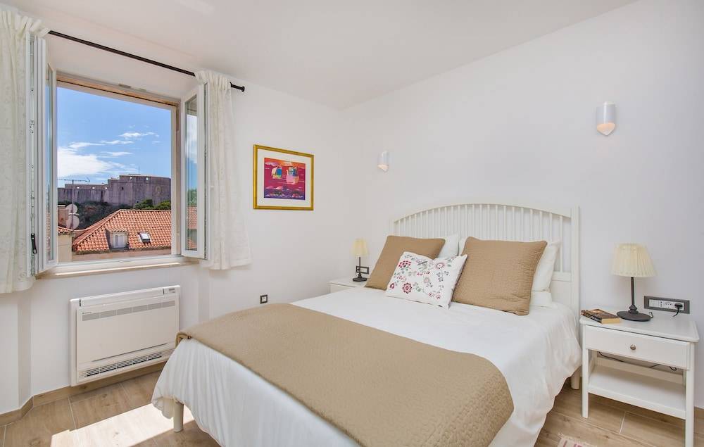 Porta Apartment and Rooms by Irundo 2