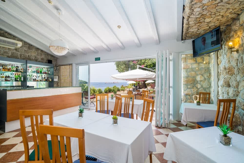 Boutique & Beach Hotel Villa Wolff 2