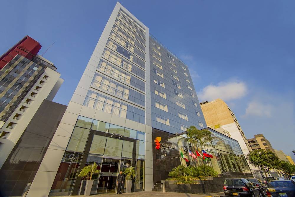 Sol de Oro Hotel & Suites 1