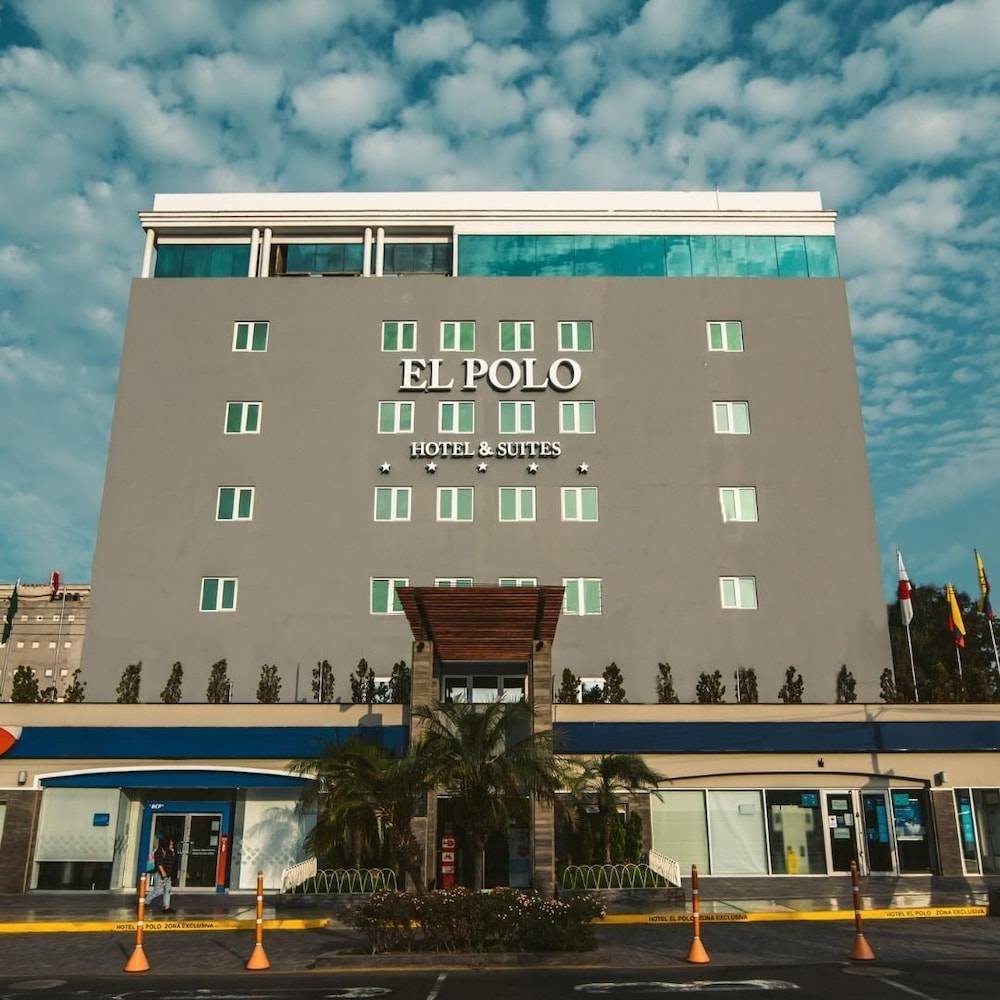 El Polo Hotel & Suites 1