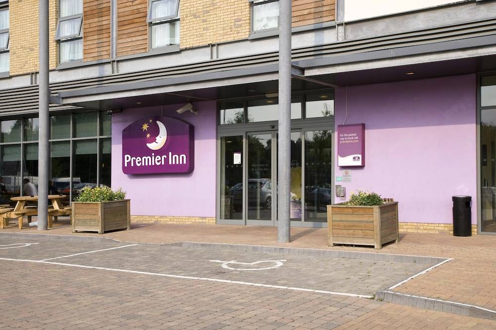 Premier Inn Watford - Croxley Green 1