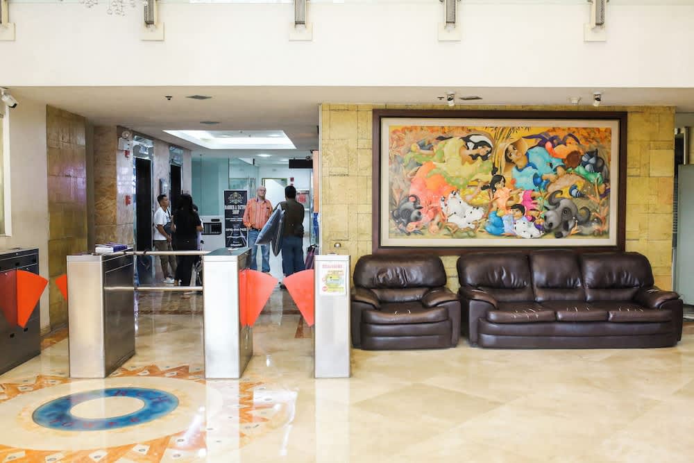 Pacific Bay Grand Suites 2