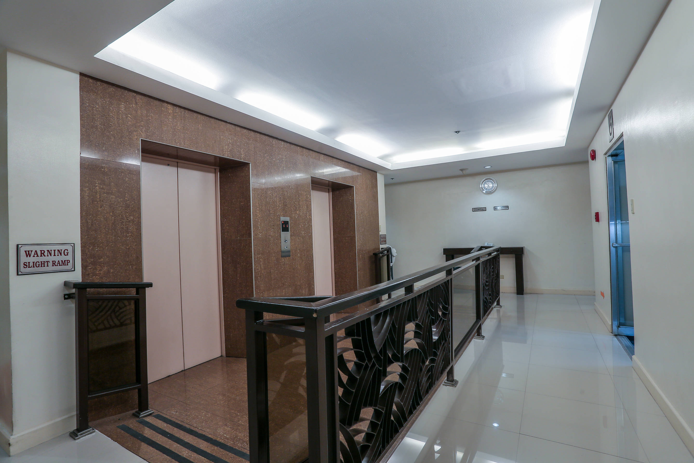 Paragon Tower Hotel 1