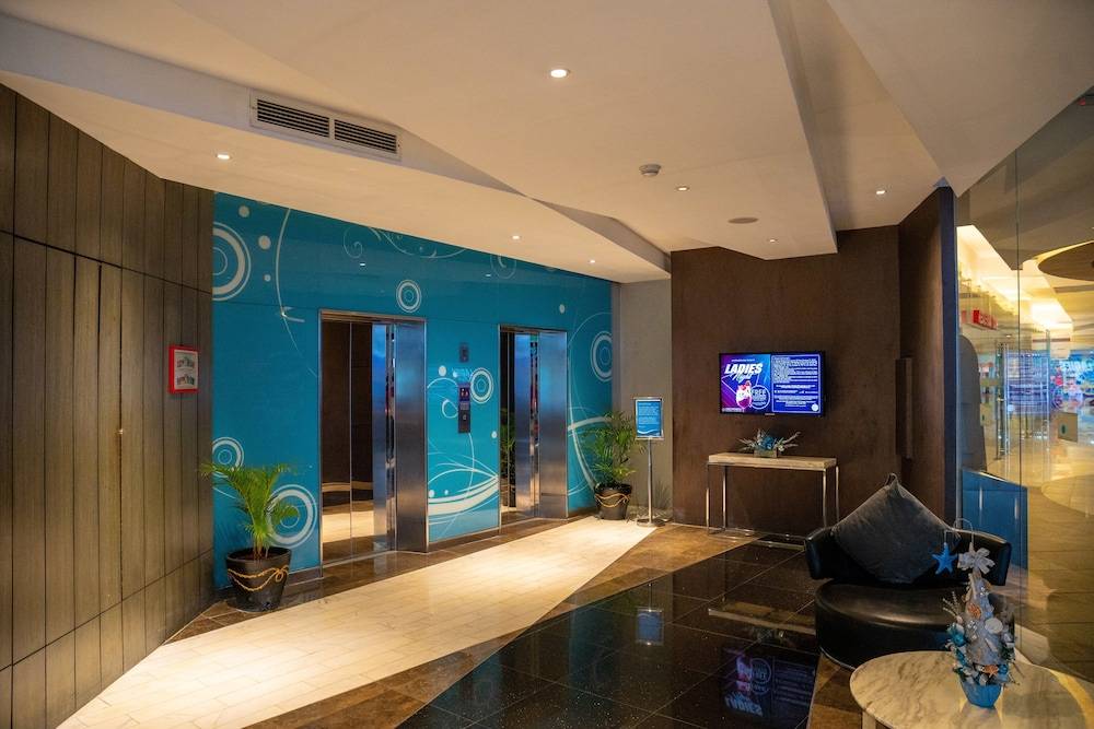 Hotel H2O 1