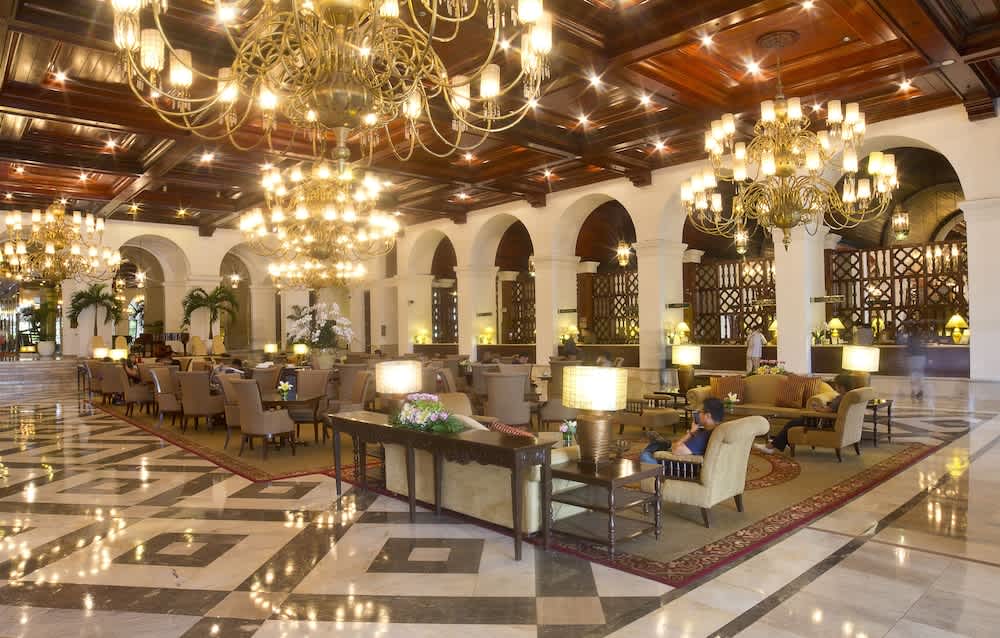 The Manila Hotel 1