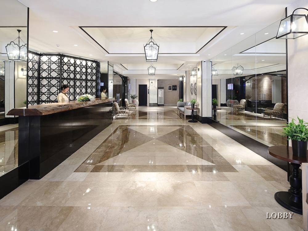Manila Lotus Hotel 1