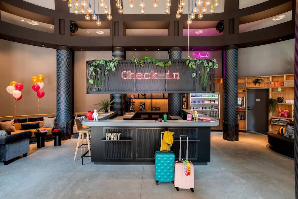 Moxy The Hague 1