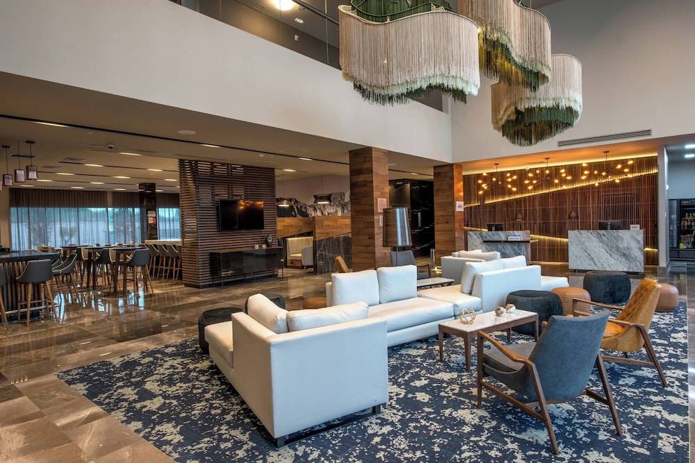 Courtyard by Marriott San Luis Potosi, Los Lagos 2