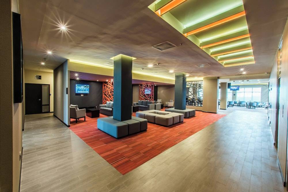 Courtyard by Marriott San Luis Potosi 2
