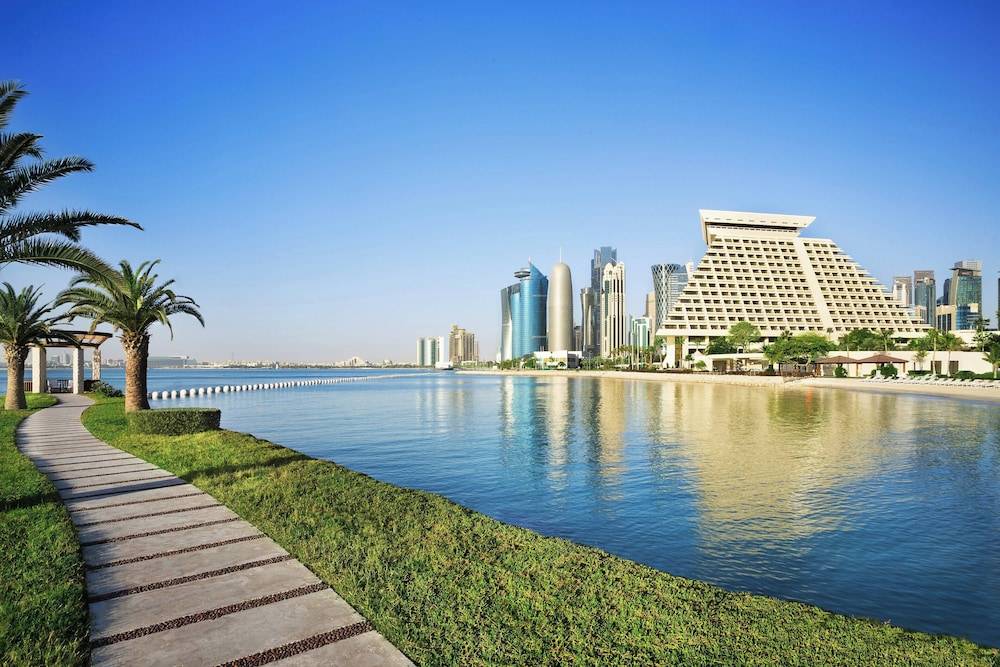Sheraton Grand Doha Resort & Convention Hotel 1