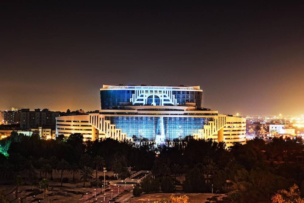 Holiday Villa Hotel & Residence City Centre Doha 1