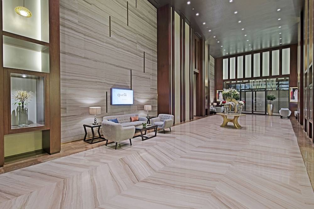 The Curve Hotel 2