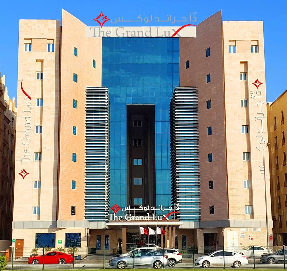 The Grand Lux Hotel 1