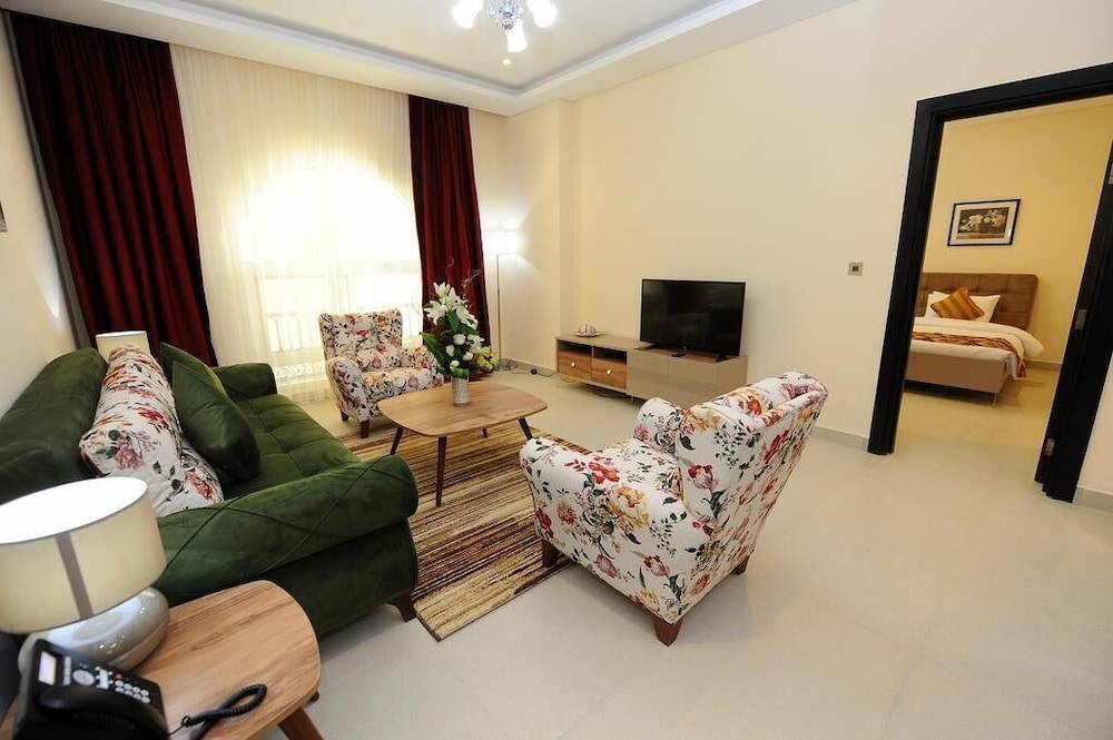 Al Mansour Park Inn Hotel&Apartment 1