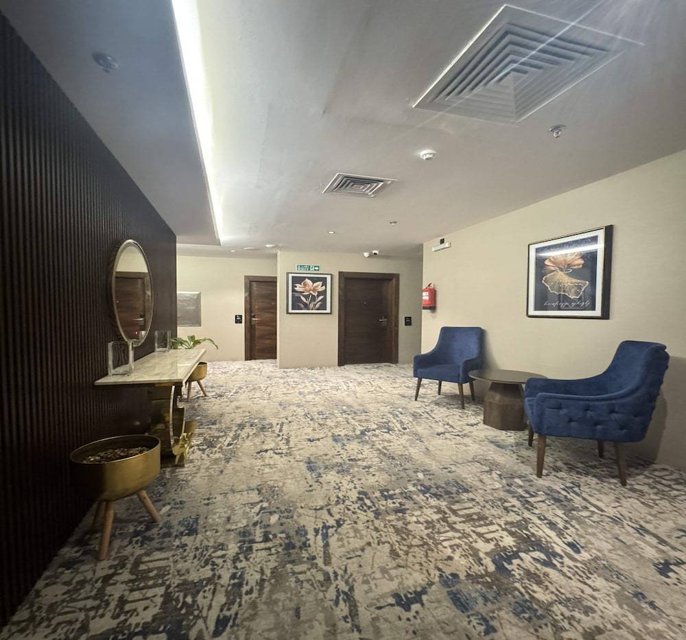Sunday MAS Hotel 2