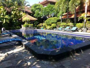 Dewa Bharata Bungalows Legian 1