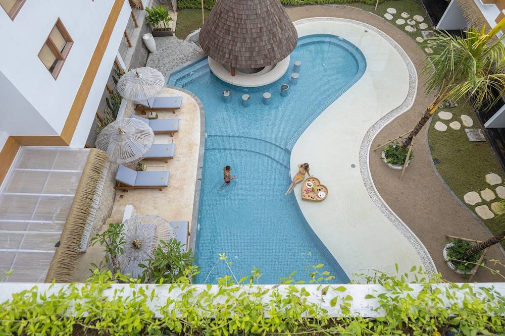 Roomates Beach Hostel Canggu by Ini Vie Hospitality 1