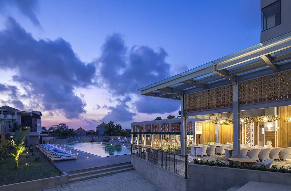 Eastin Ashta Resort Canggu 1