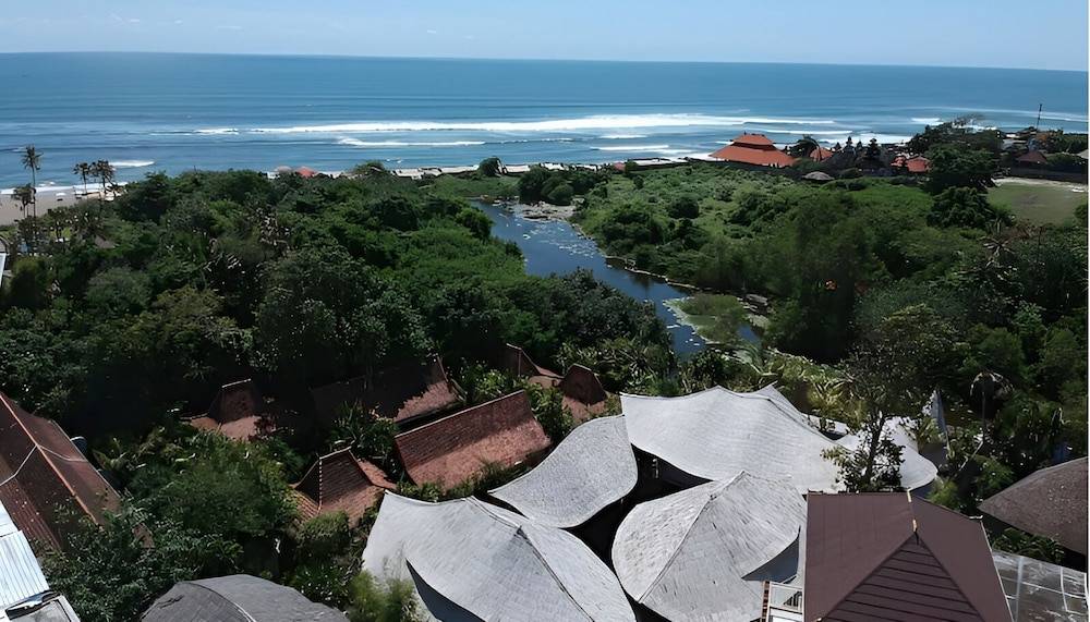 ZIN Canggu Resort & Villas 1