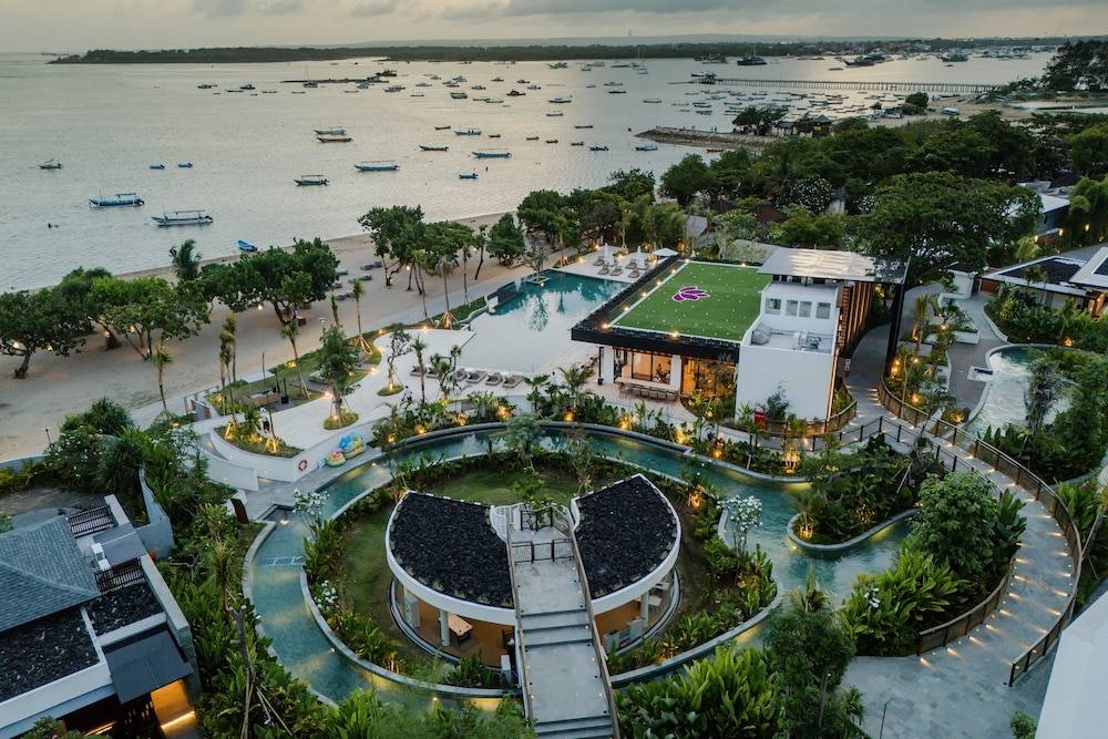 Sumitra Luxury Villas & Resort by Pramana 1