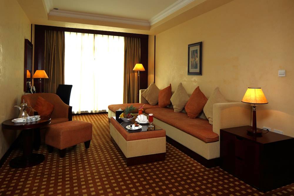 Ramada Riyadh Hotel 2