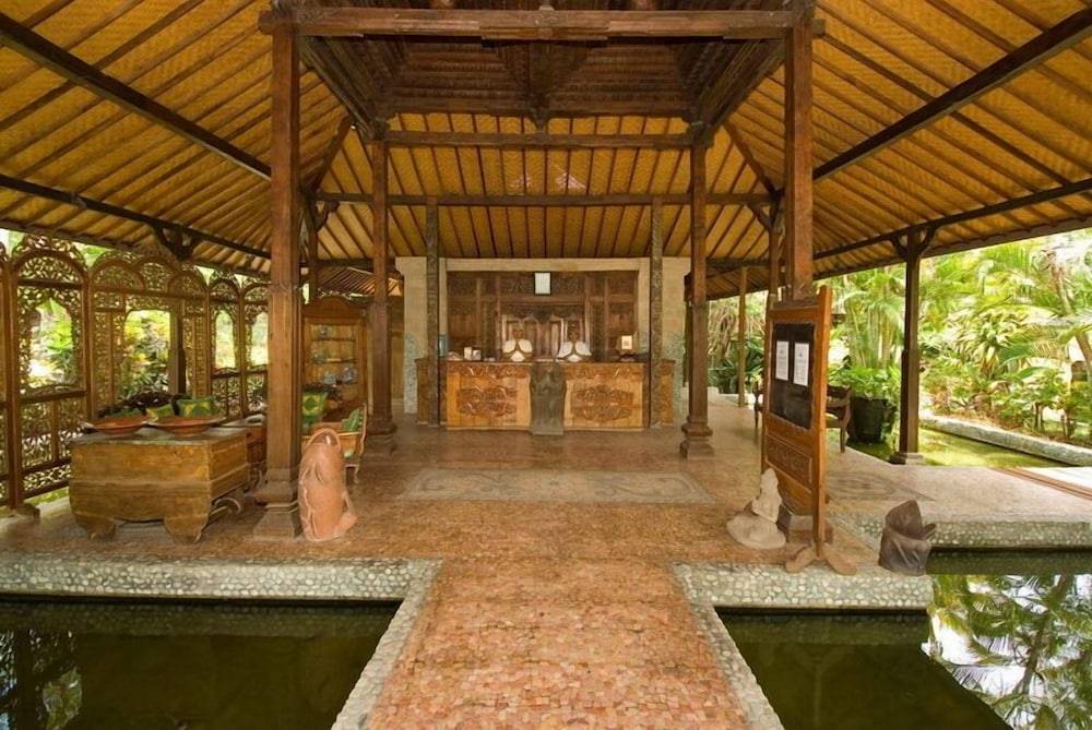 Hotel Pondok Sari Beach & SPA Resort 2