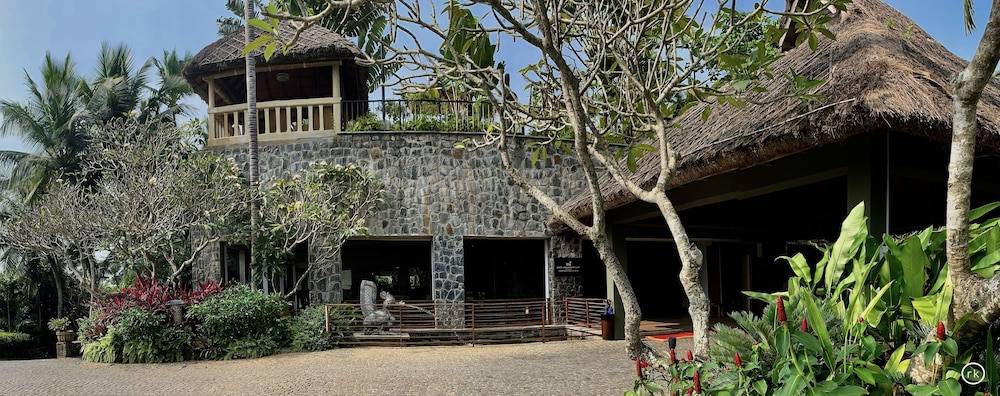 Taj Green Cove Resort and Spa Kovalam 2