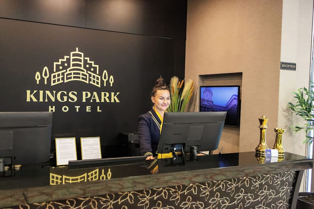 Kings Park Hotel 2