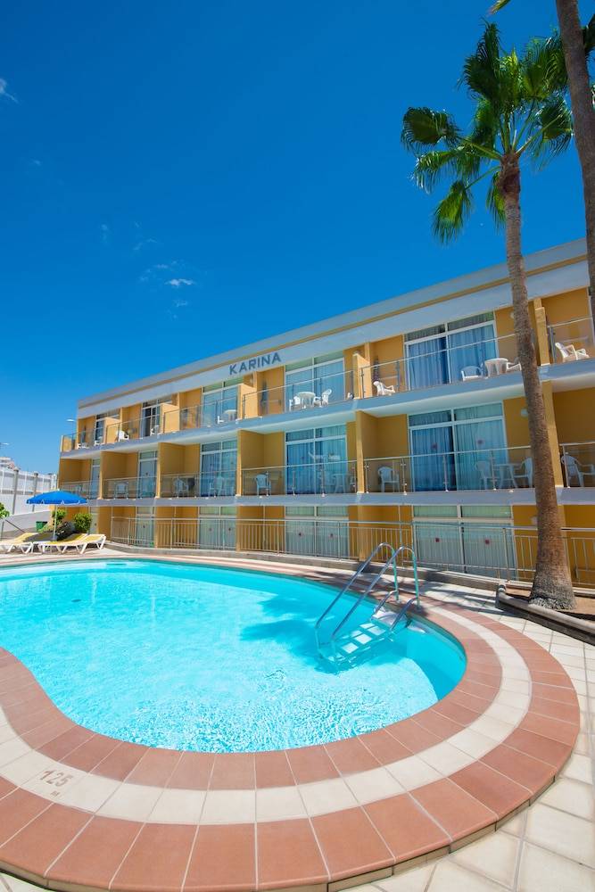Apartamentos Karina 1