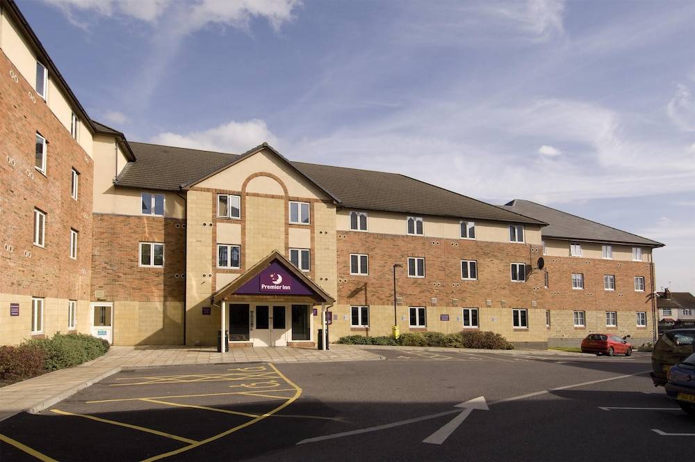 Premier Inn Slough 1