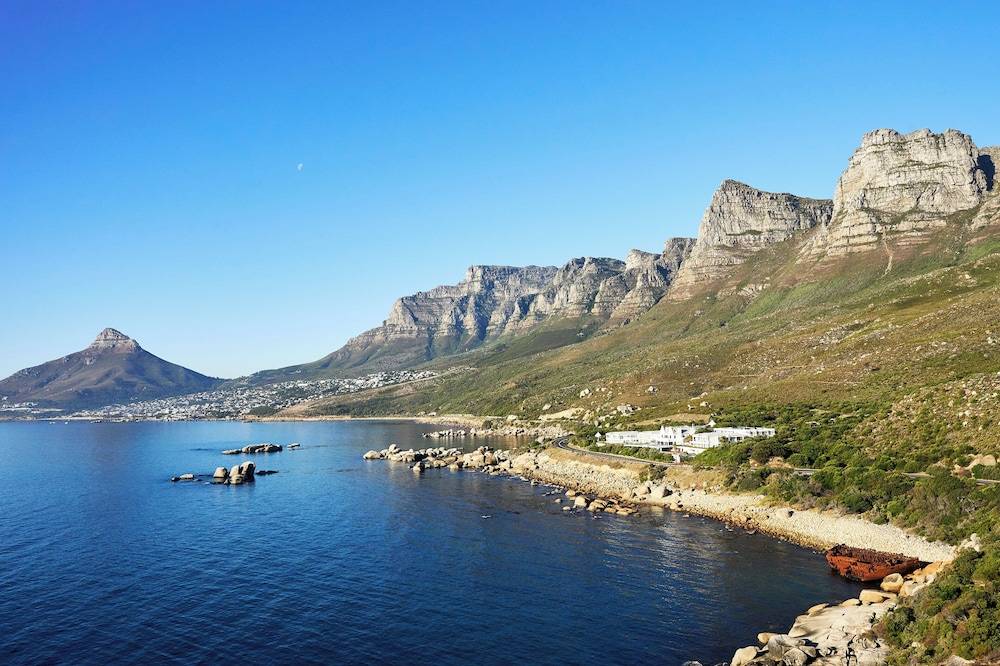 Twelve Apostles Hotel & Spa 1